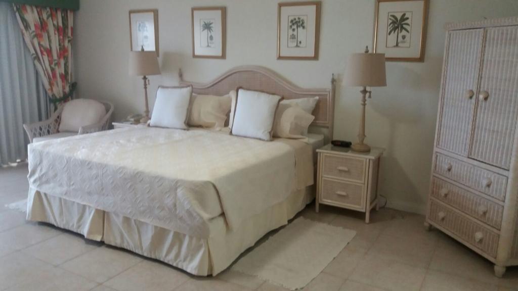 Coral Sands Beach Resort Bridgetown Kültér fotó